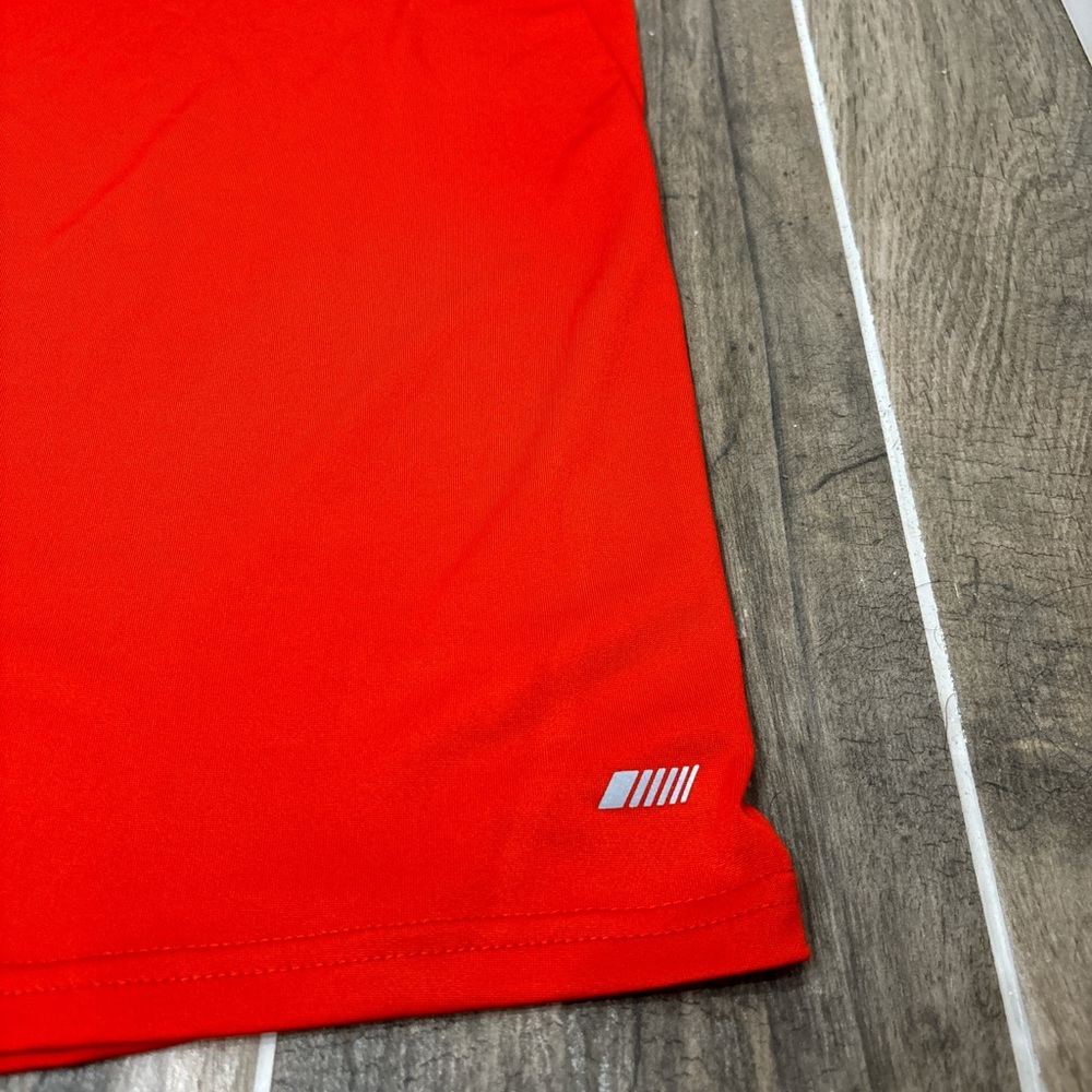 Amazon Essentials bright red athletic tank top - Picture 3 of 4